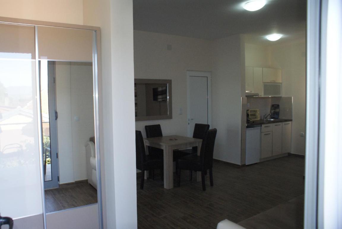 Helena Apartments Ulcinj Kültér fotó